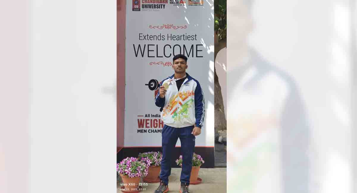 Ganesh clinches gold at All India Inter-University Weightlifting Championships