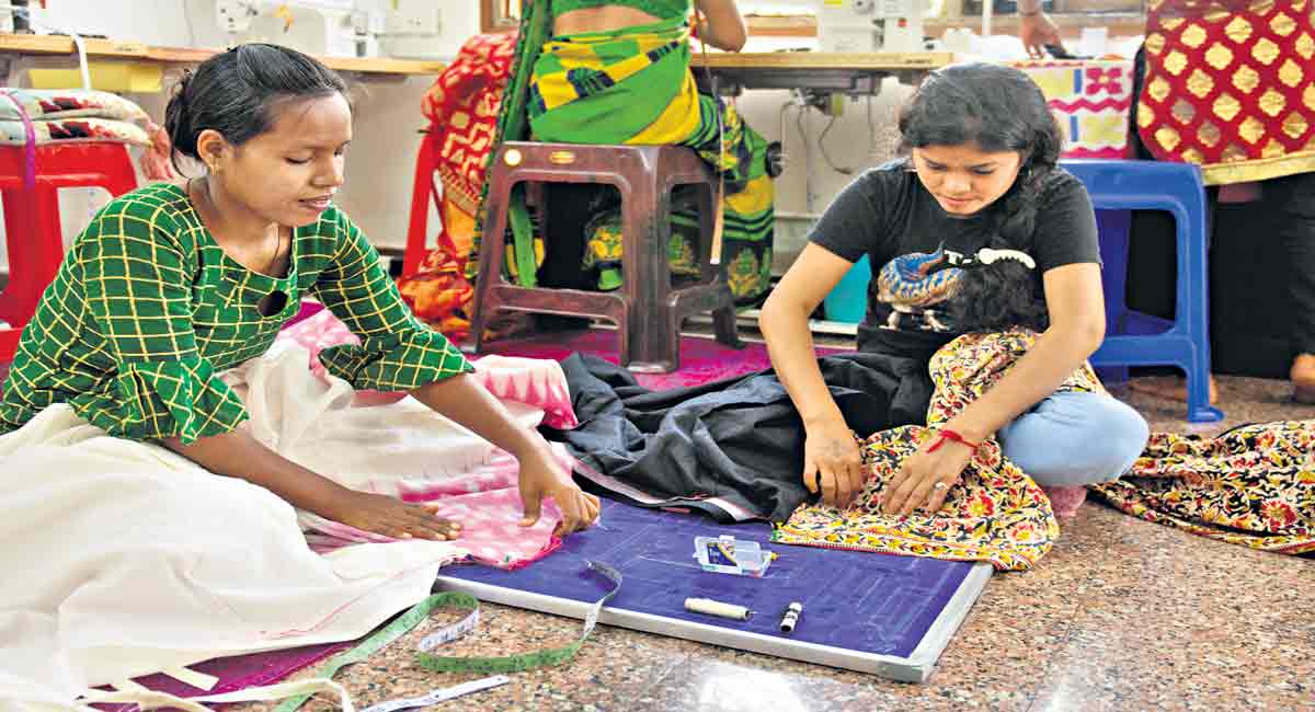 One Minute Sari: A boon for novice wearers