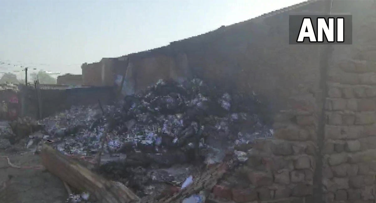 Delhi: 7 dead after fire breaks out in shanties of Gokulpuri area