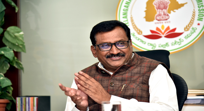 KCR’s announcement to fill up 80k vacancies is “historical decision”: TSPSC former chairman