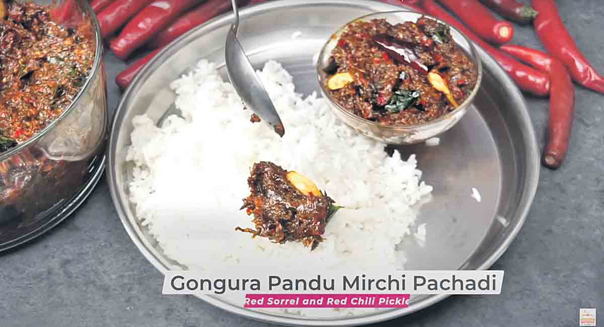 Drizzle some Gongura pandu mirchi pachadi over leftover rice for quick snack