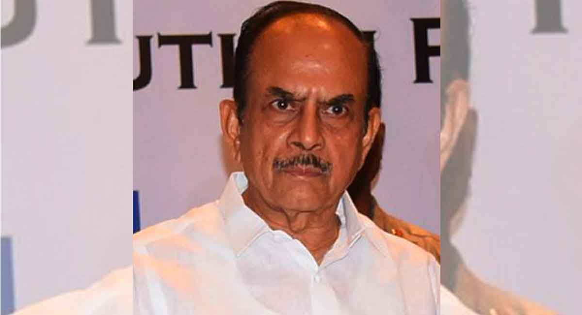 Bhoiguda fire mishap: Home Minister Mahmood Ali expresses grief