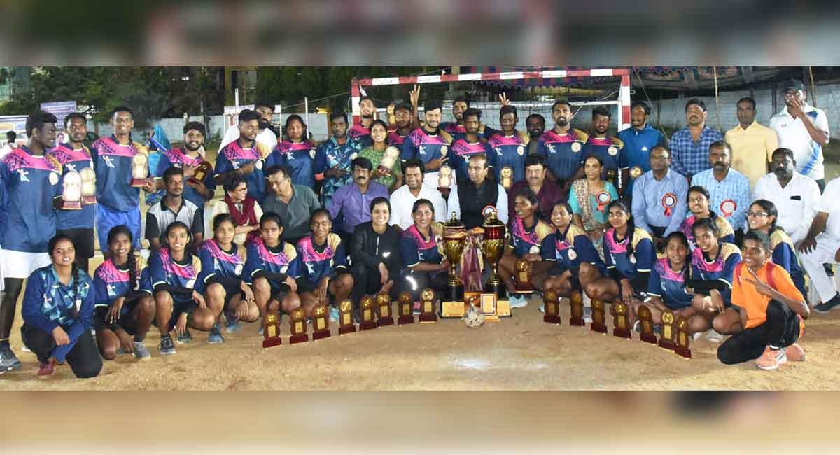 Double delight for Hyderabad at TS inter-district handball championship