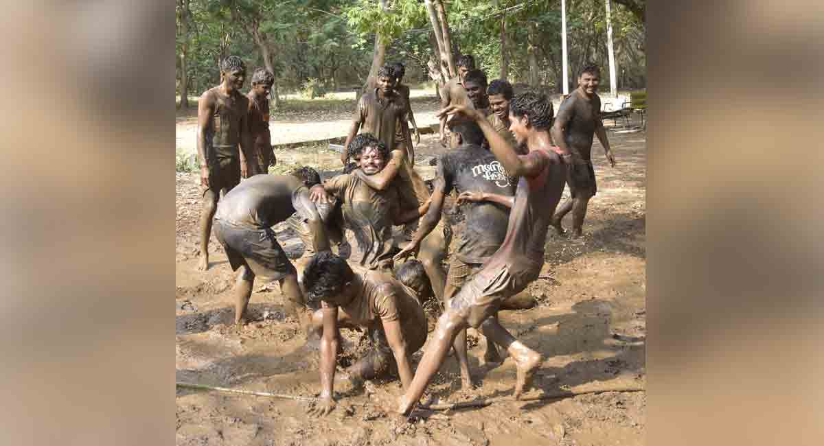 People immerse in revelery on account of Holi in Warangal