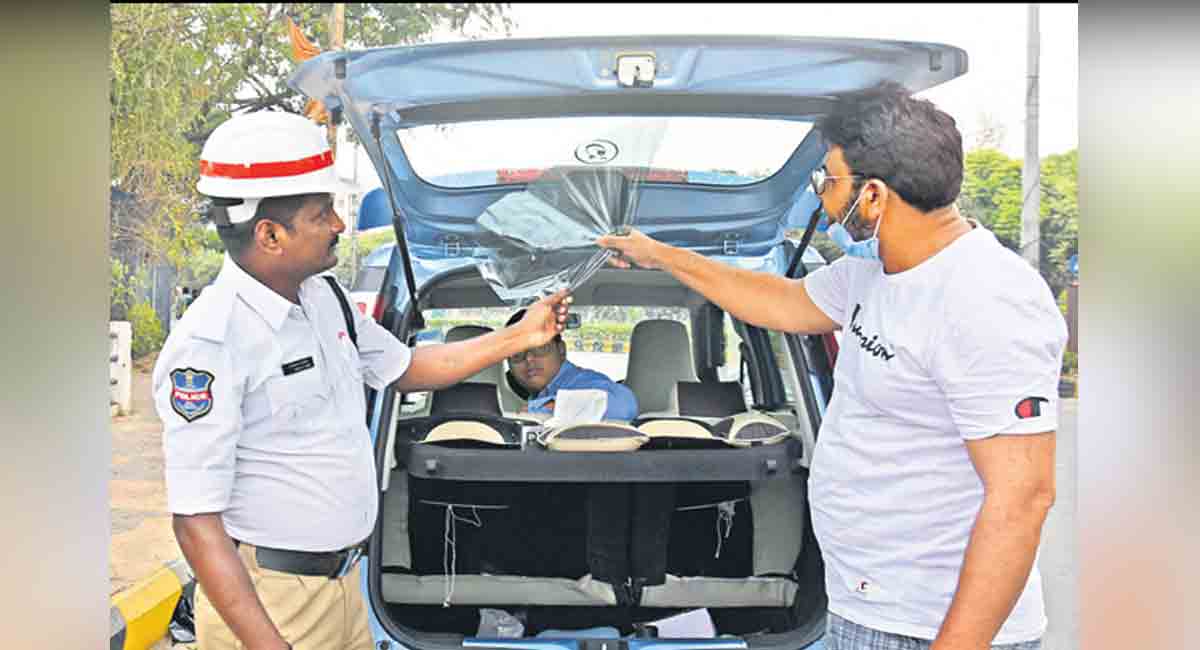 Hyderabad Cops step up drive against violators