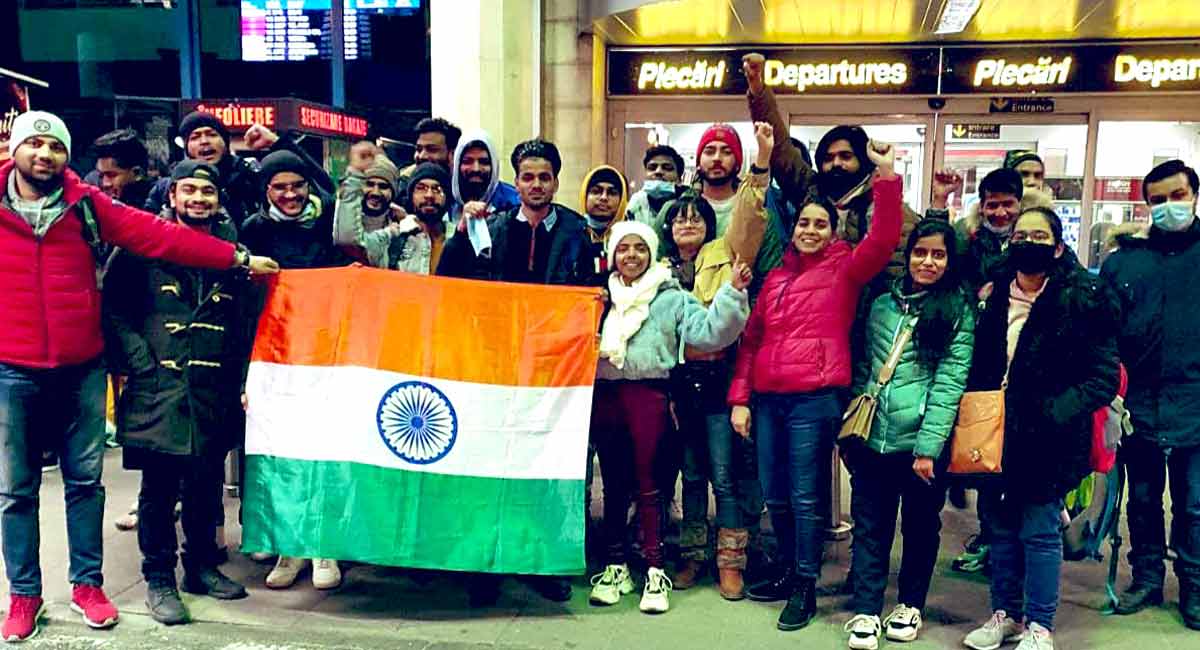 Indian tricolour came to rescue of fleeing Pakistani, Turkish students from Ukraine