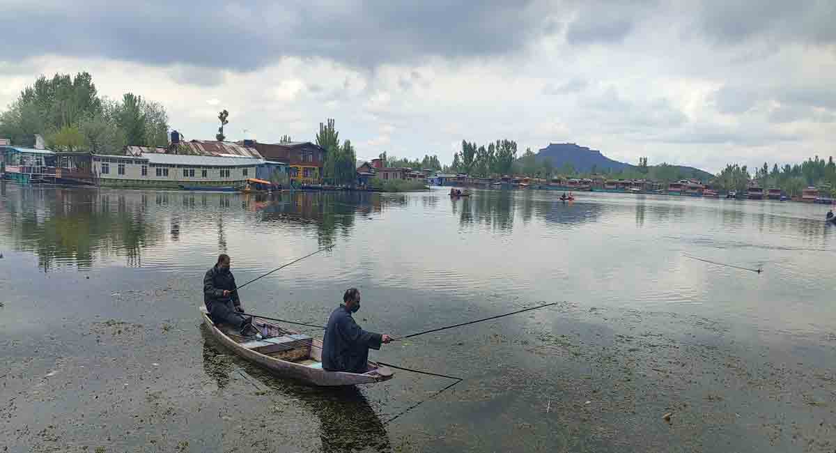 Partly cloudy sky in J&K, Ladakh