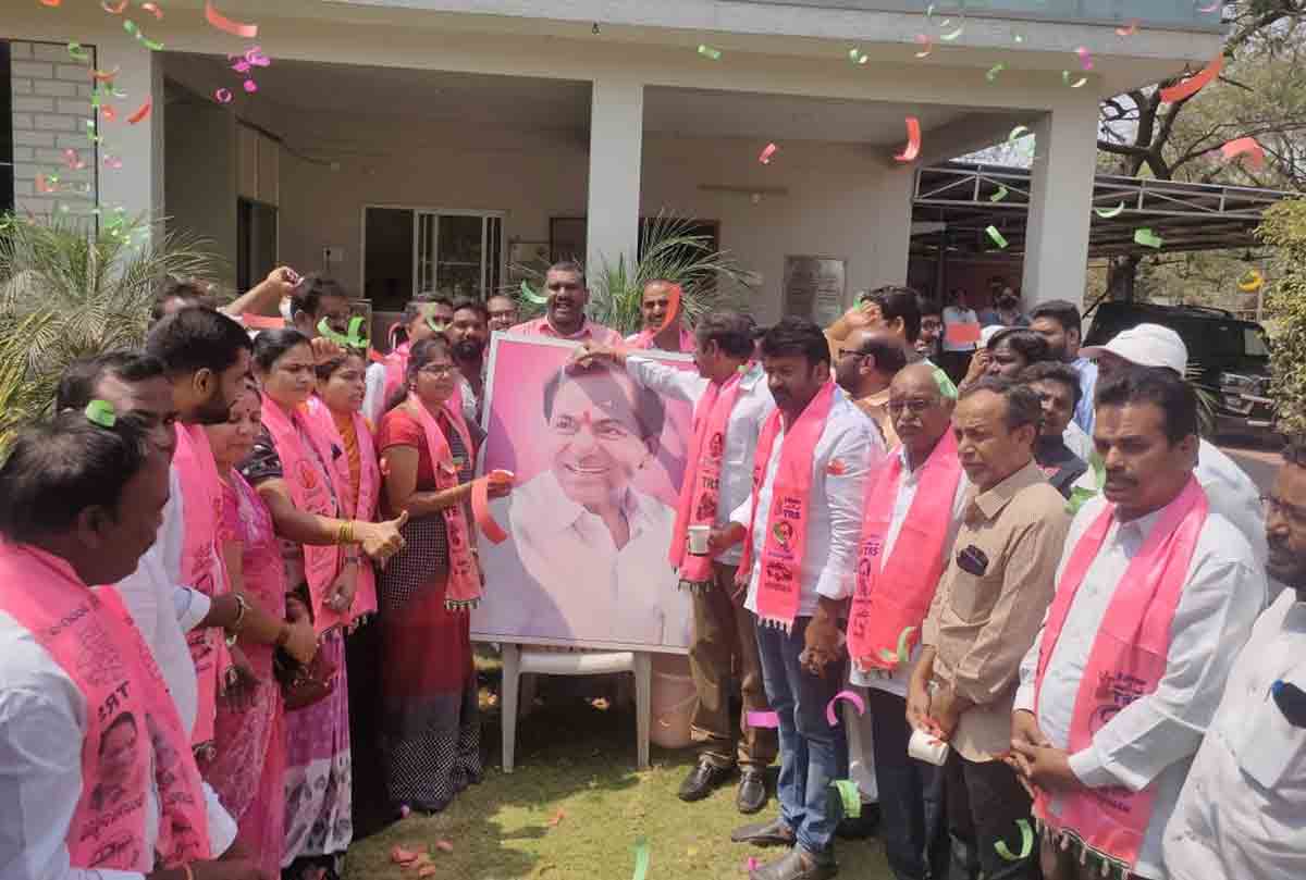 Jubilant celebrations in Khammam over CM’s statement on recruitment drive