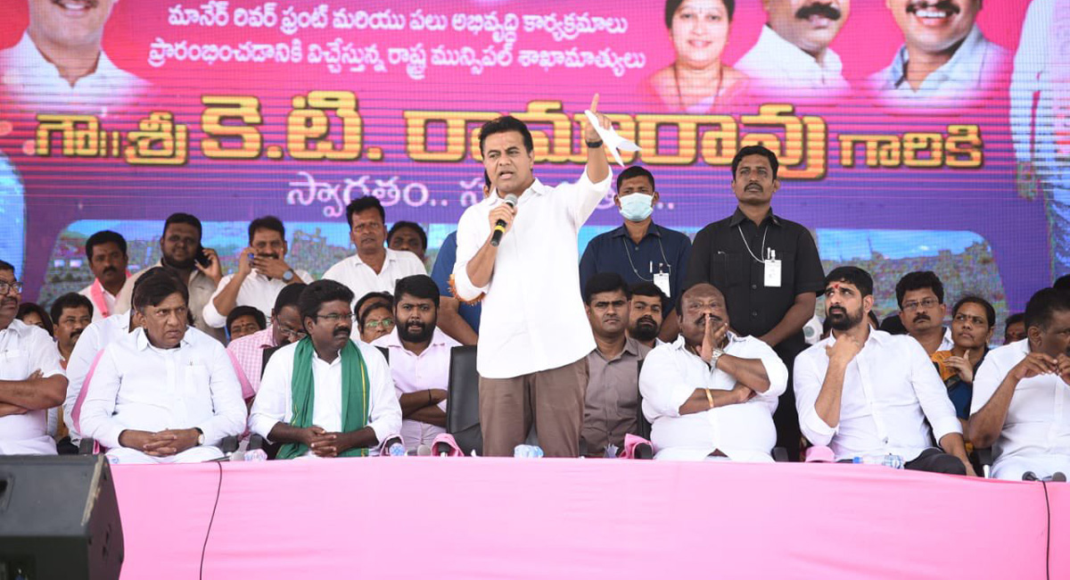 Bandi Sanjay did nothing for Karimnagar: KTR