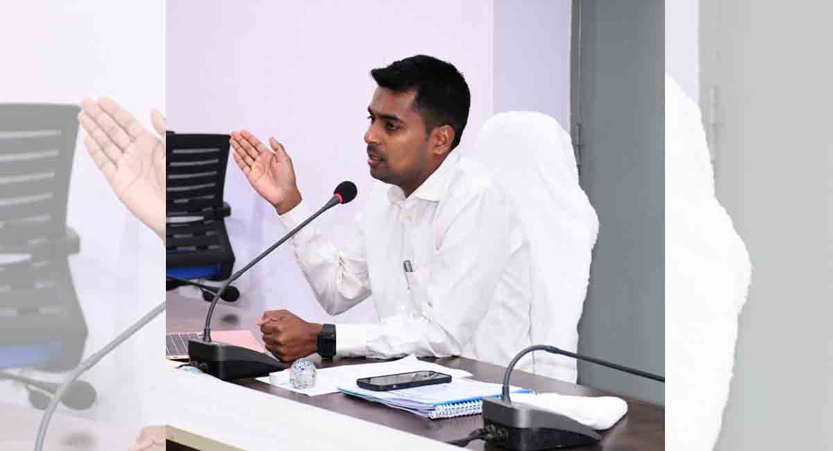 Speed up integrated market works, Kothagudem Collector tells officials