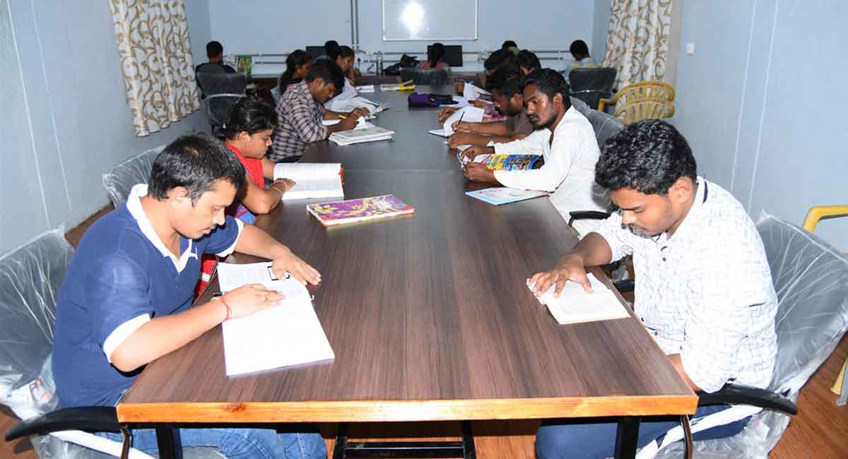 Telangana: Libraries become reliable destinations to job seekers