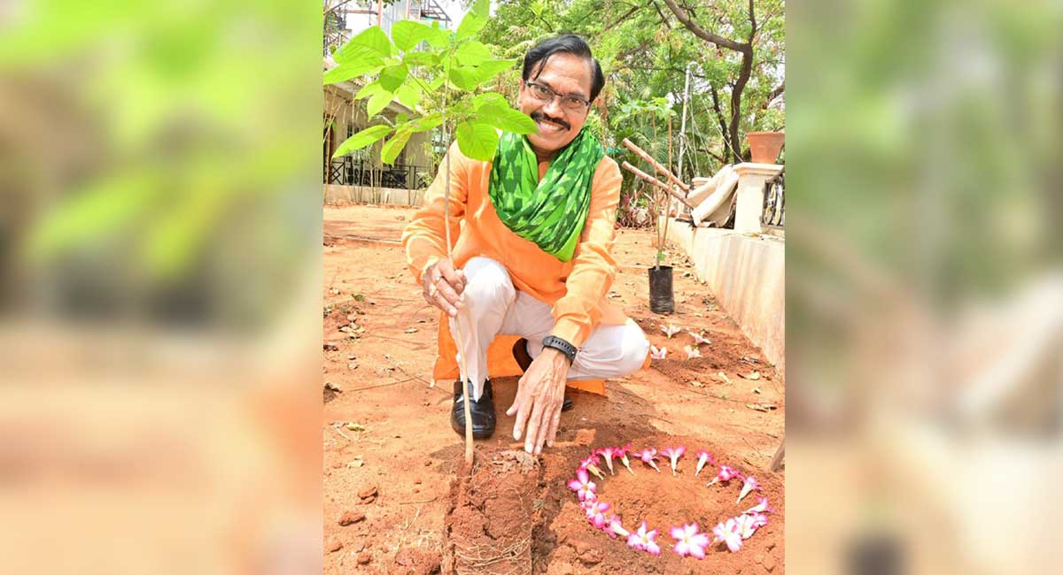 Lyricist Suddala Ashok Teja plants sapling as part of Green India Challenge