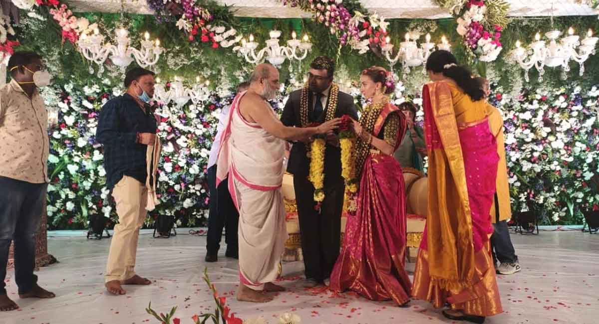 Amid war, Hyderabadi man ties knot with Ukrainian; hosts reception in city