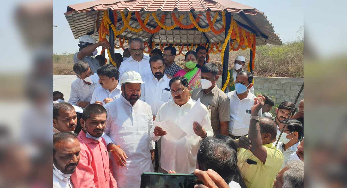 Minister Dayakar Rao inaugurates FSTP in Jangaon