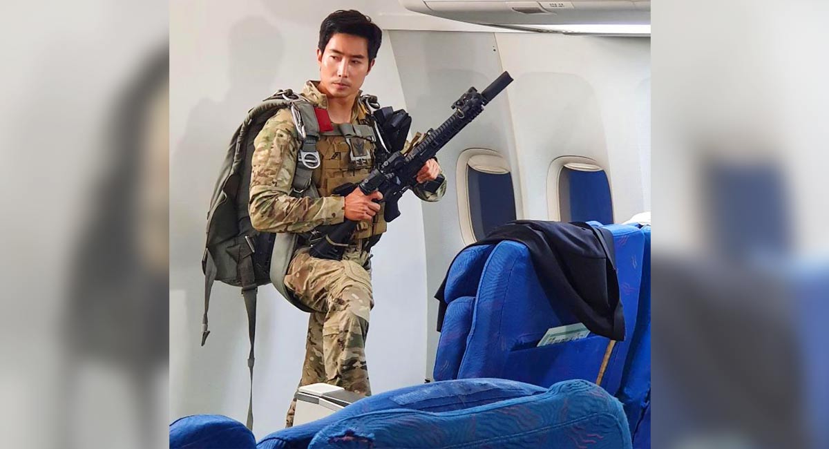 Navy SEAL-turned-YouTuber claims he left for Ukraine to participate in war as volunteer