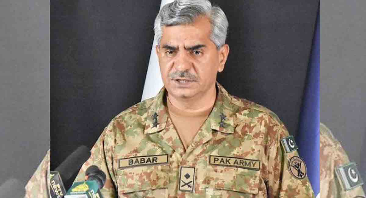 Pakistan Army claims India fired missile endangering passenger flights