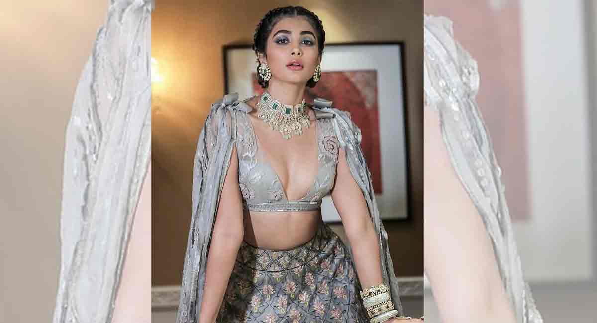 Why Pooja Hegde finds it easy to communicate with Salman Khan