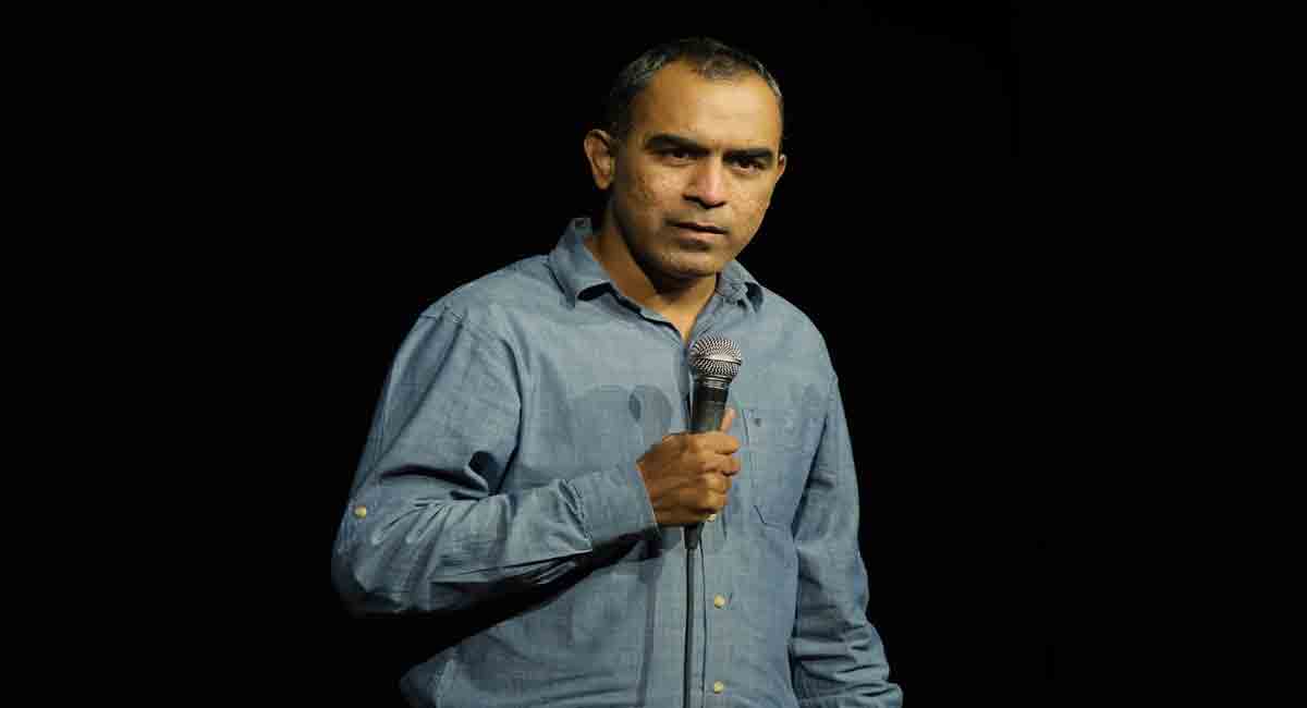 Hyderabadi standup comedian Rajasekhar to be on stage with complete Telugu show