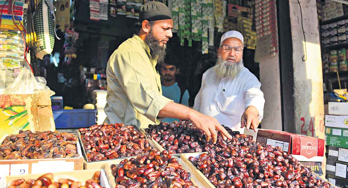 Hyderabad starts to witness Ramzan radiance