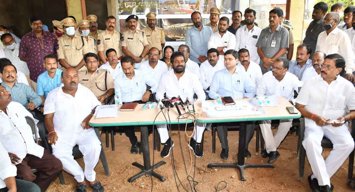 ‘Teach fitting lesson to politicians making derogatory remarks against toddy tappers’