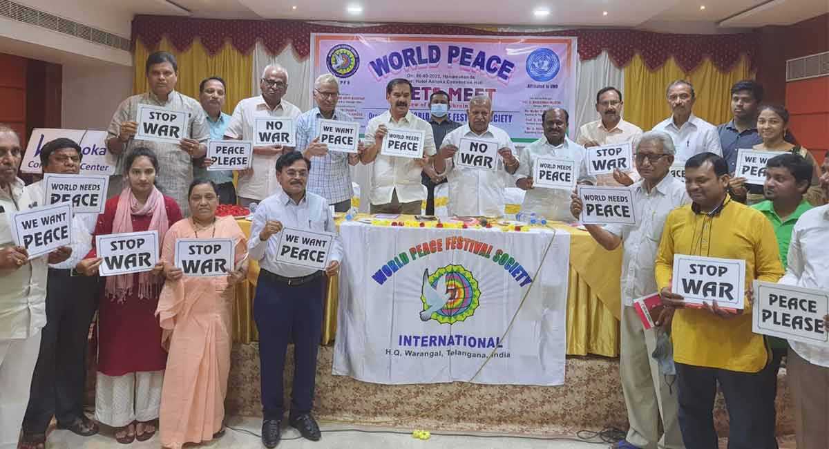 Stop War: MLA Vinay Bhaskar, litterateurs urge Russia to stop war against Ukraine