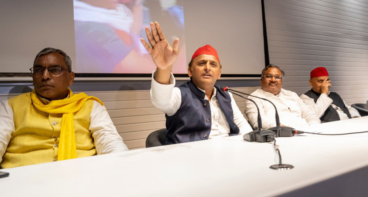 BJP trying to steal votes in UP: Akhilesh Yadav