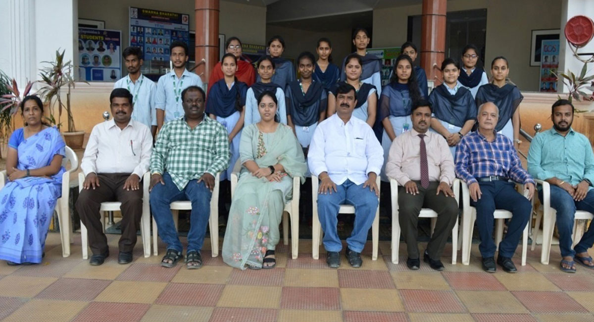 Khammam: 33 students of SBIT selected for MNCs during campus placement
