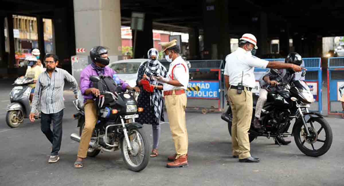 Telangana Police collect a whopping Rs 5.5 cr through pending challans on day one