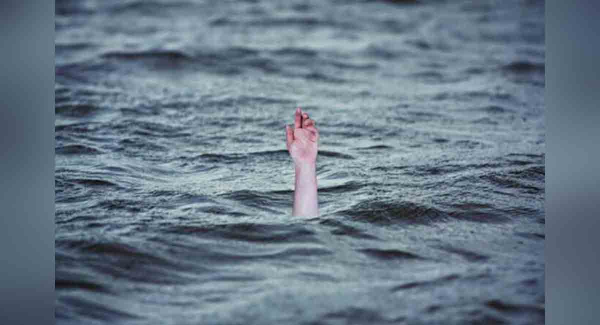 One drowned, four others went missing in Kothagudem