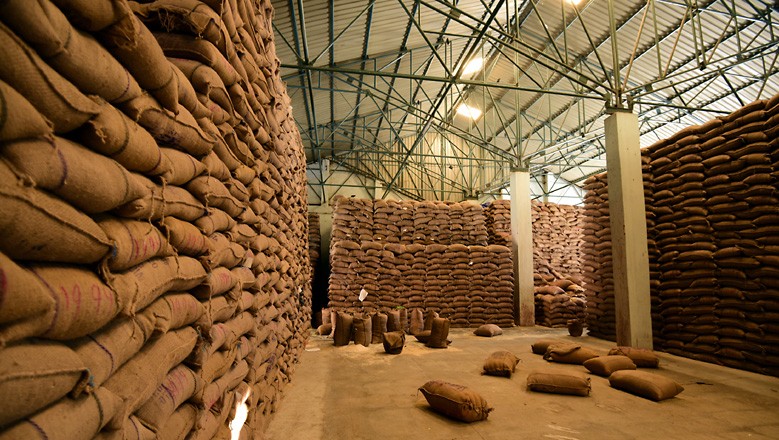 FCI not in position to accept parboiled rice due to huge stock levels: Centre