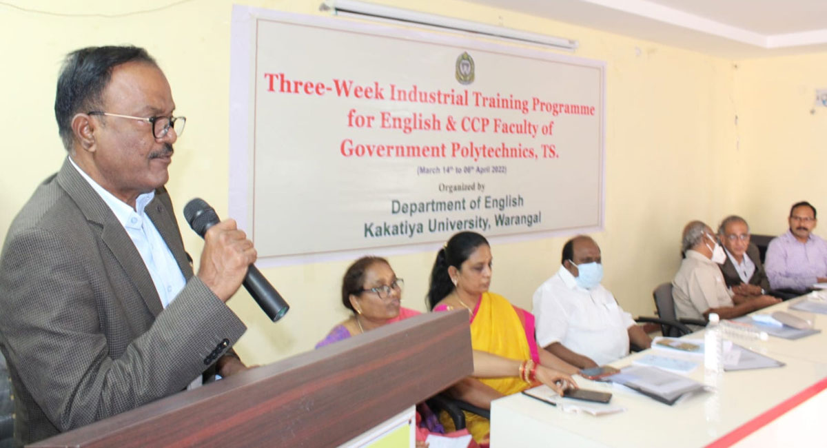 Warangal: KU VC urges polytechnic faculty to upskill themselves