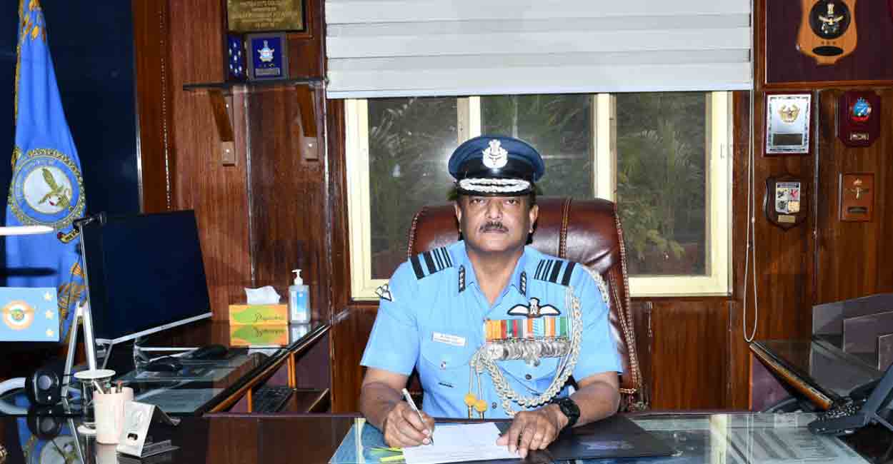 Air Marshal B Chandra Sekhar Takes Over As Commandant, Air Force ...