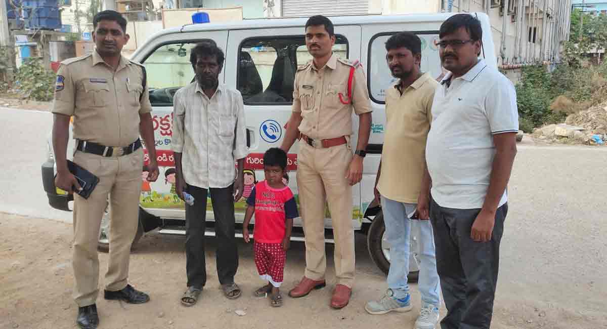 Sangareddy: Police comes to rescue orphaned boy, grand father
