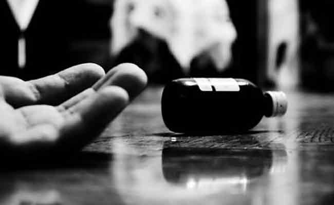 Suspect in a hunting case commits suicide in Kothagudem