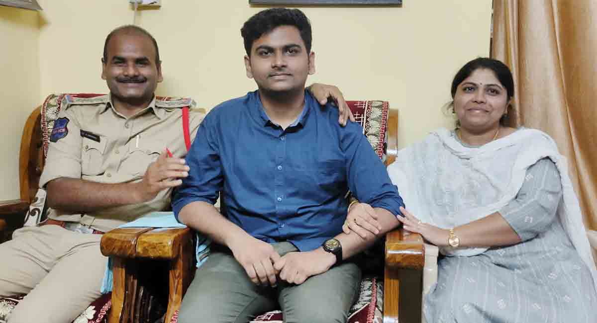 MBBS student stranded in Ukraine arrives home, elates parents