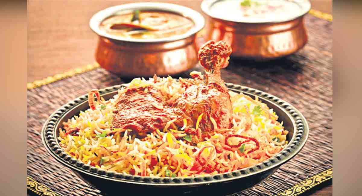 Eating out may turn a costly affair as Centre hikes commercial LPG cylinder prices