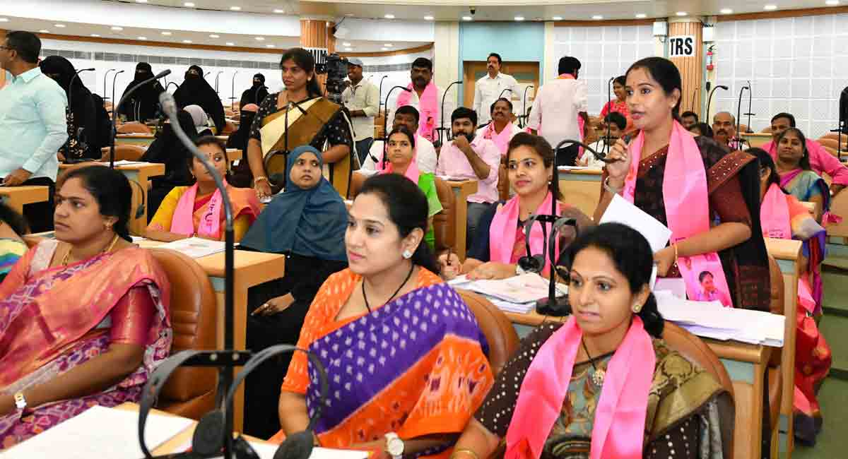 Major face-off unfolds at GHMC council meeting between TRS, BJP leaders