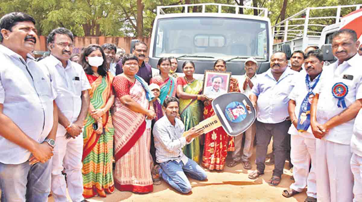 769 vehicles distributed under Dalit Bandhu