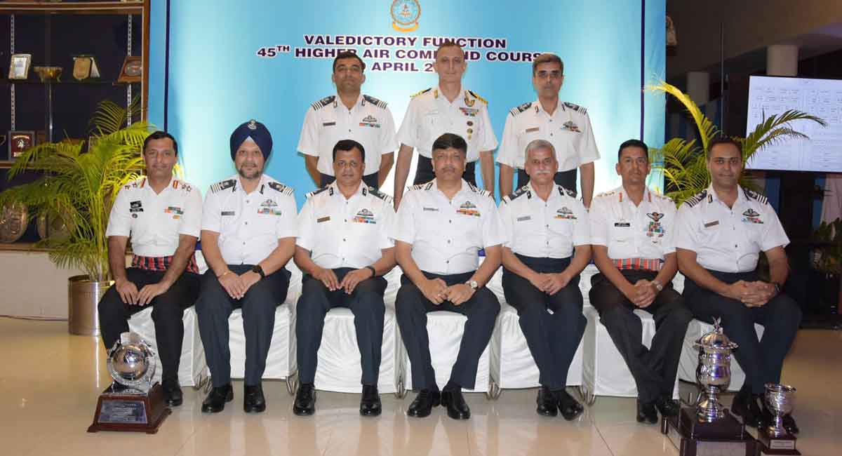 Hyderabad: 45th Higher Air Command Course valedictory held at College of Air Warfare