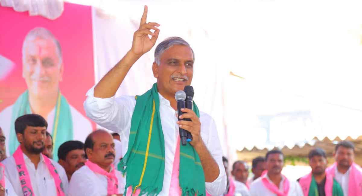 Centre adopting double standards in procuring paddy: Harish Rao