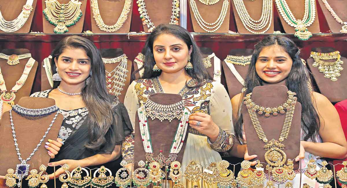 Hyderabad: Head to HiLife Exhibition to up your summer style game