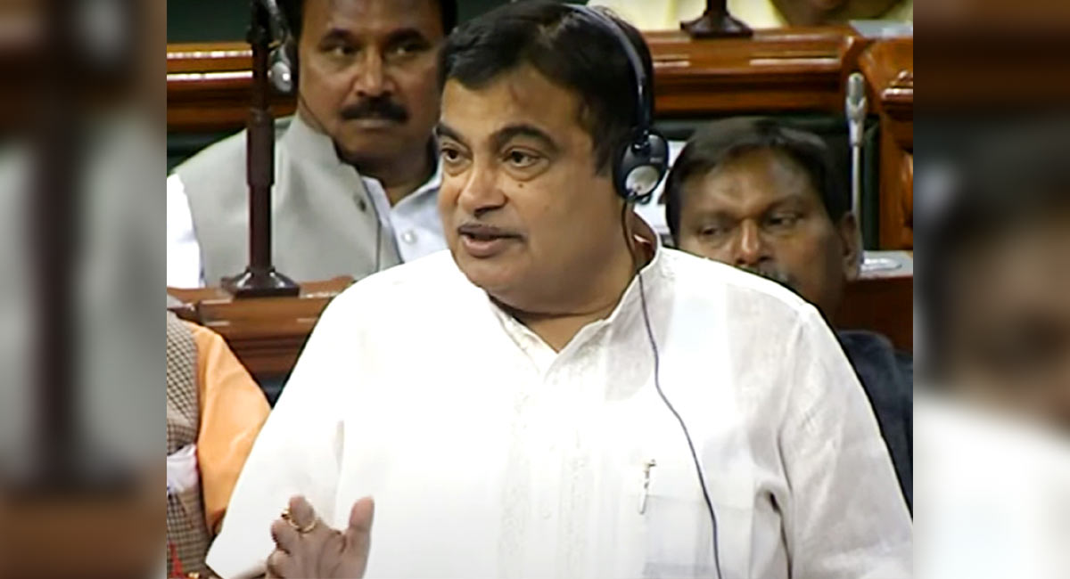 India has over 10 lakh EVs, 1,742 public charging stations: Gadkari