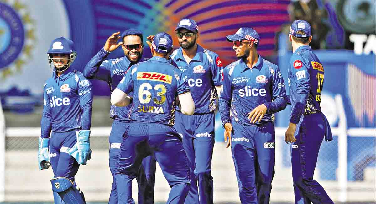 IPL 2022: Beleaguered Mumbai, Super Kings desperate to stay alive