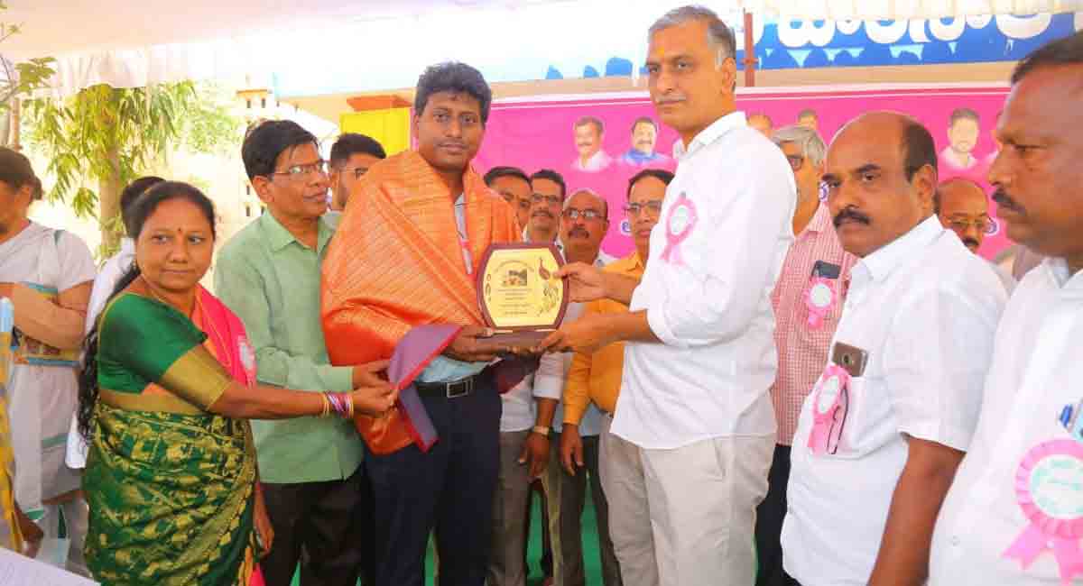 NRI spends Rs 25 lakh to build dining hall in Siddipet school