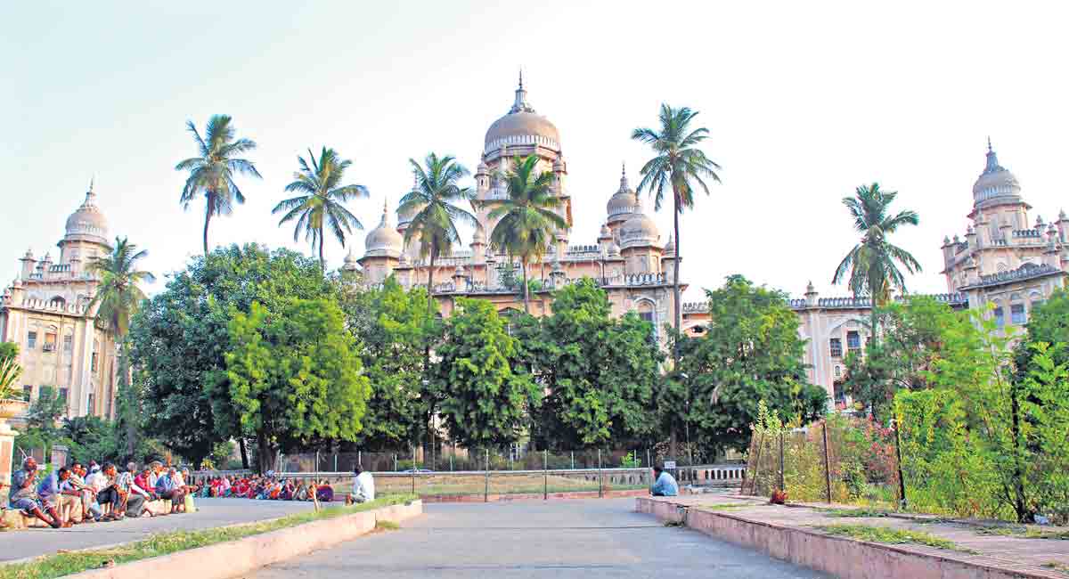 Hyderabad: TGDA demands new Osmania General Hospital building