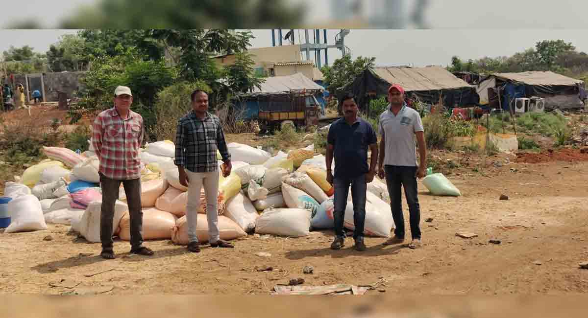 600 quintals PDS rice seized in Sircilla