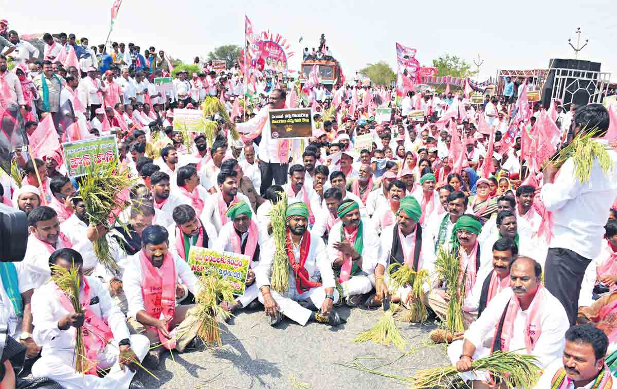 TRS intensifies paddy stir