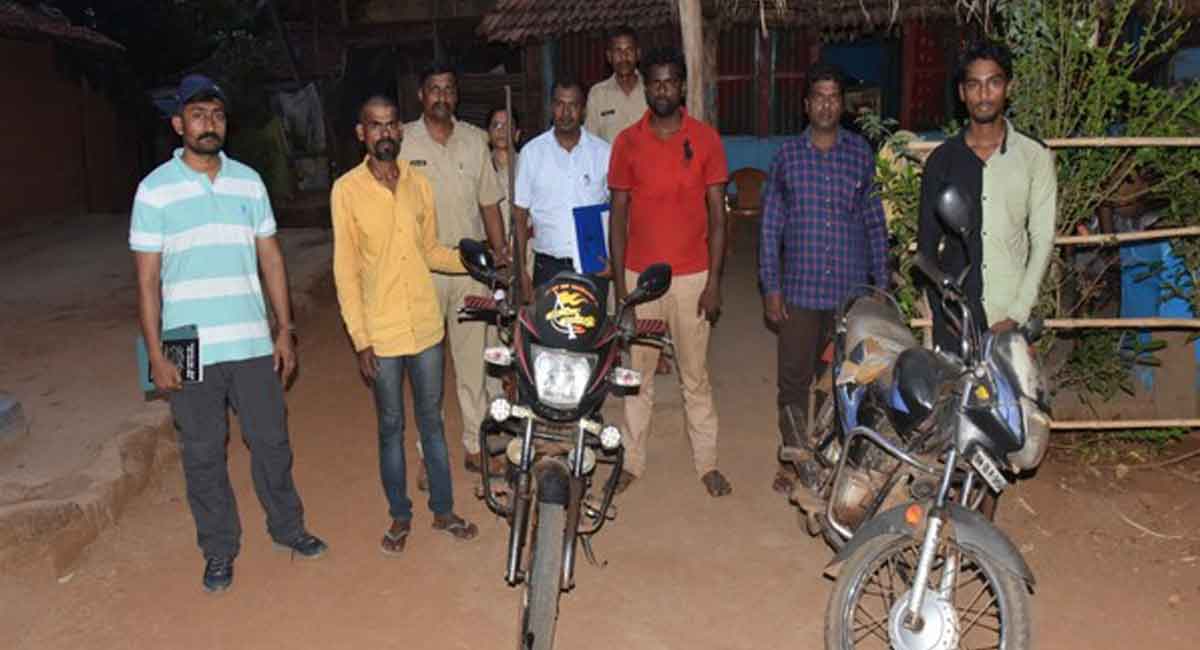 Poacher held for ‘raping’ monitor lizard in Maharashtra