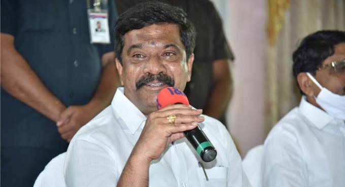 Telangana appeals centre to sanction Southern part of RRR