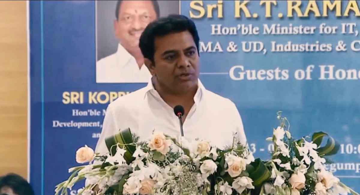 Centre hijacking Telangana’s achievements: KTR